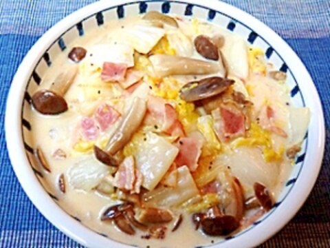 簡単!ポカポカ♪白菜とベーコンのミルク煮